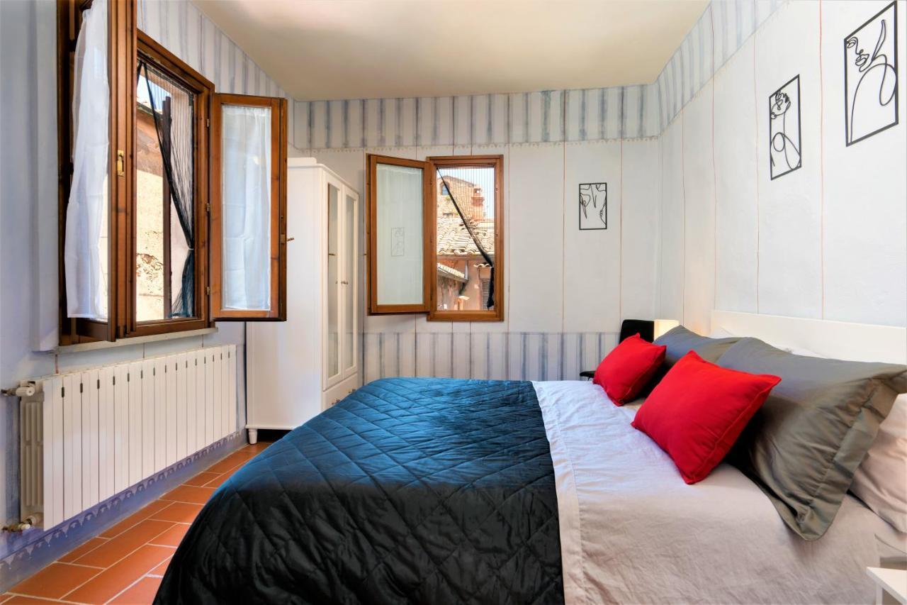 The Walkable Volterra Rooftop Suite Esterno foto