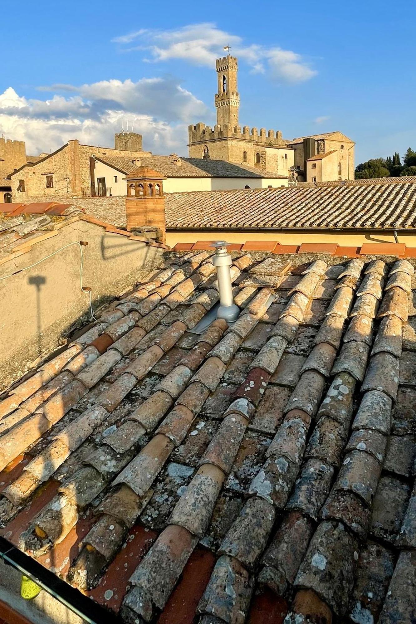 The Walkable Volterra Rooftop Suite Esterno foto