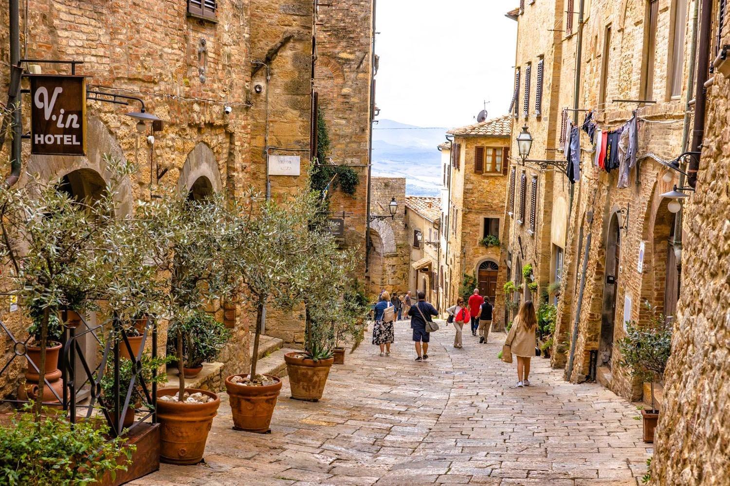 The Walkable Volterra Rooftop Suite Esterno foto